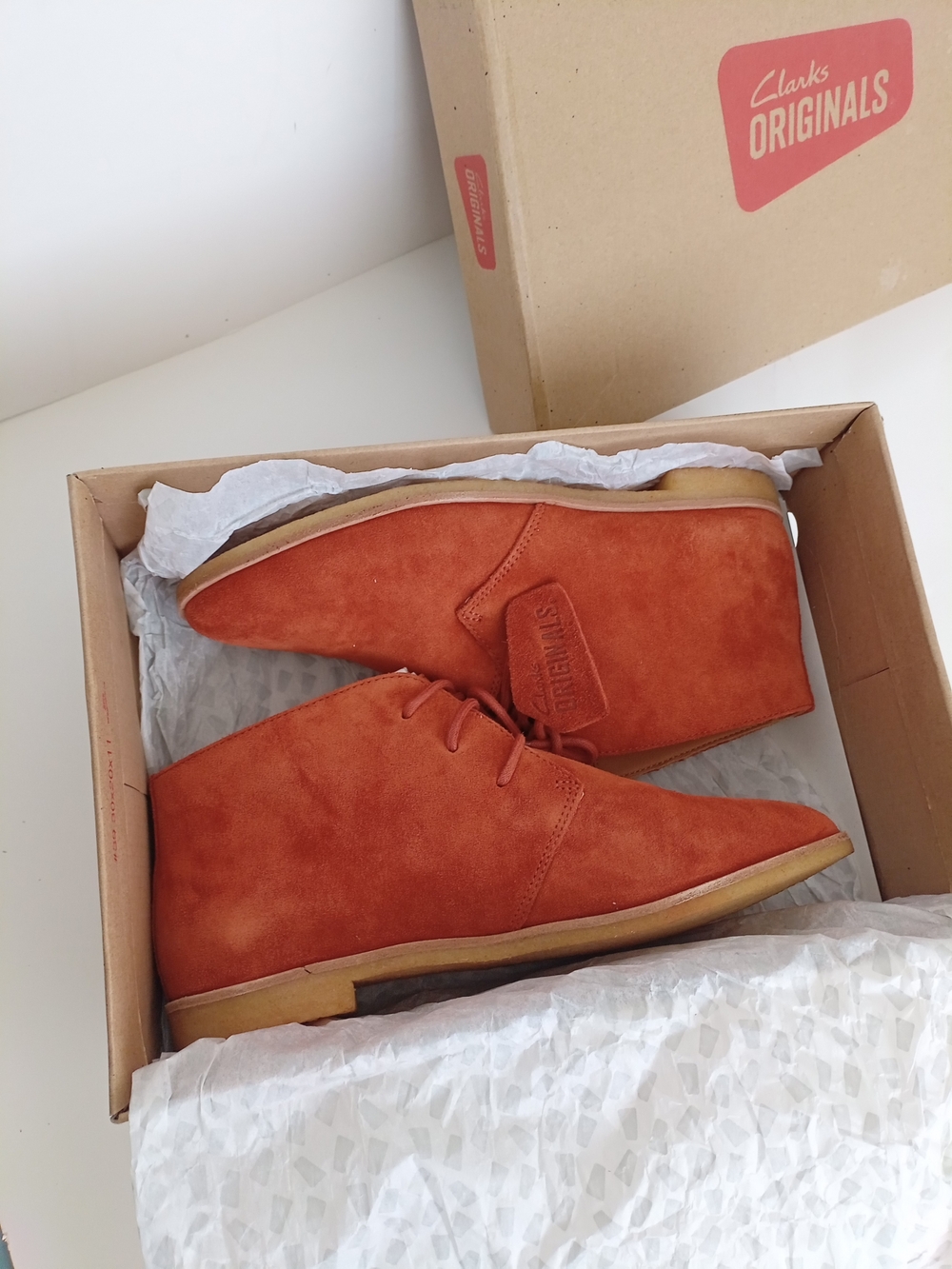 Clarks Original Phenia Desert Orange Suede Lace-Up Desert Boots Womens Size 7.5M